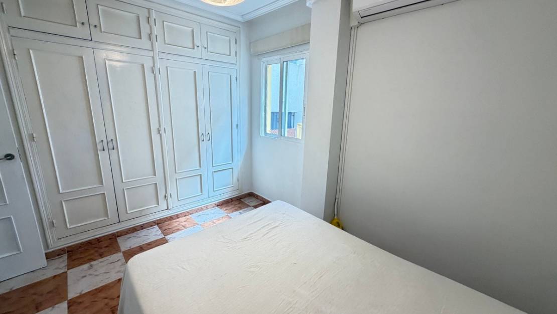 Sale - Apartment - Orihuela - Villamartin