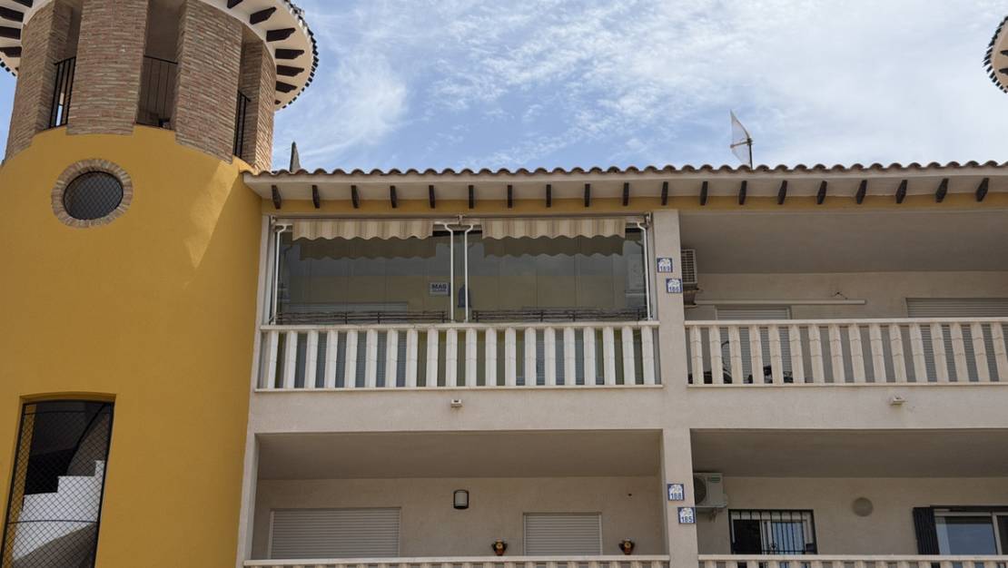 Sale - Apartment - Orihuela - Villamartin