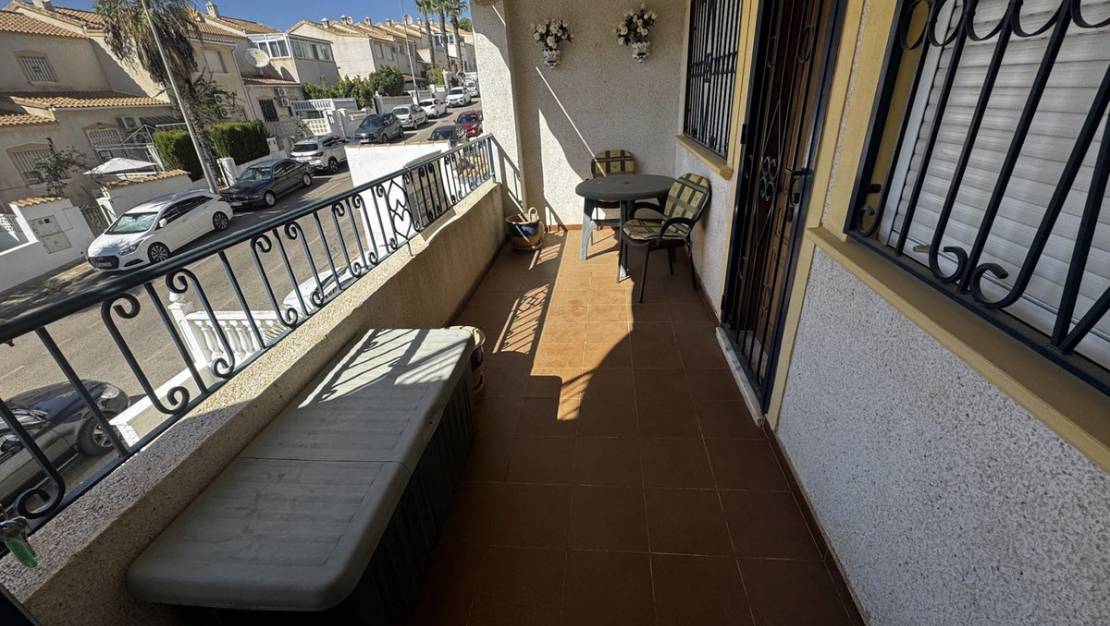 Sale - Apartment - Orihuela - Villamartin