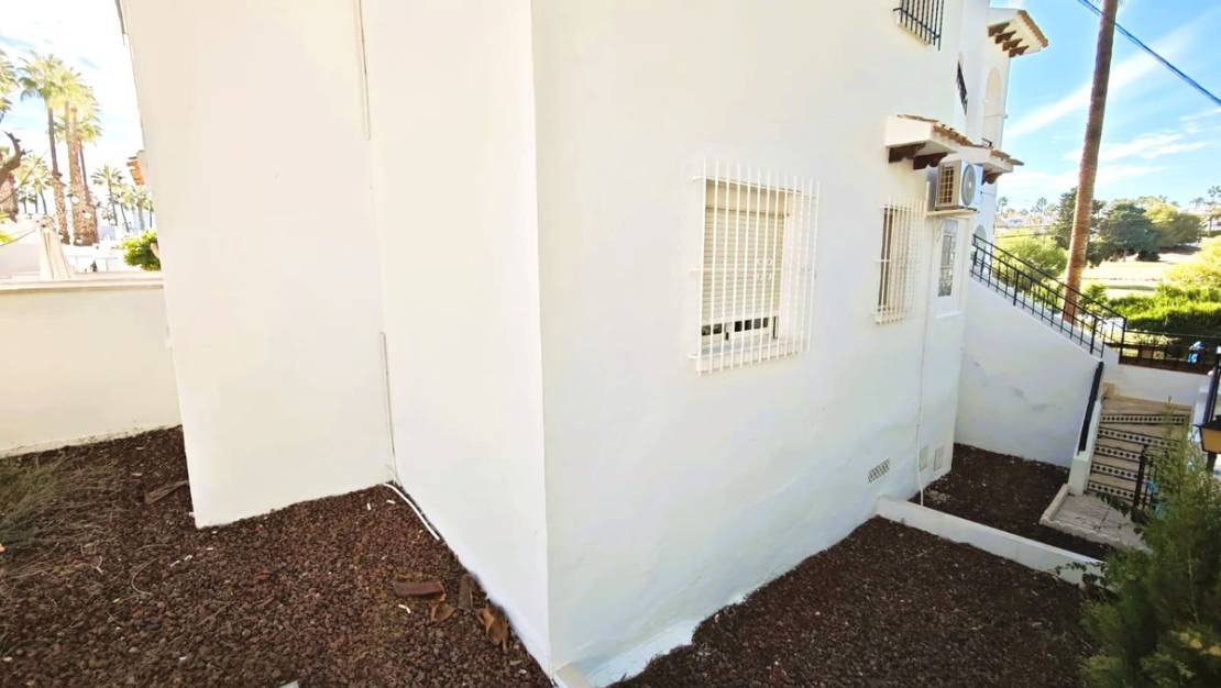 Sale - Apartment - Orihuela - Villamartin