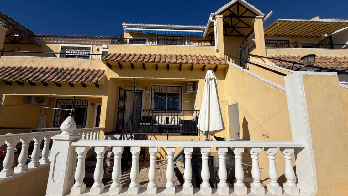 Sale - Apartment - Orihuela - Villamartin