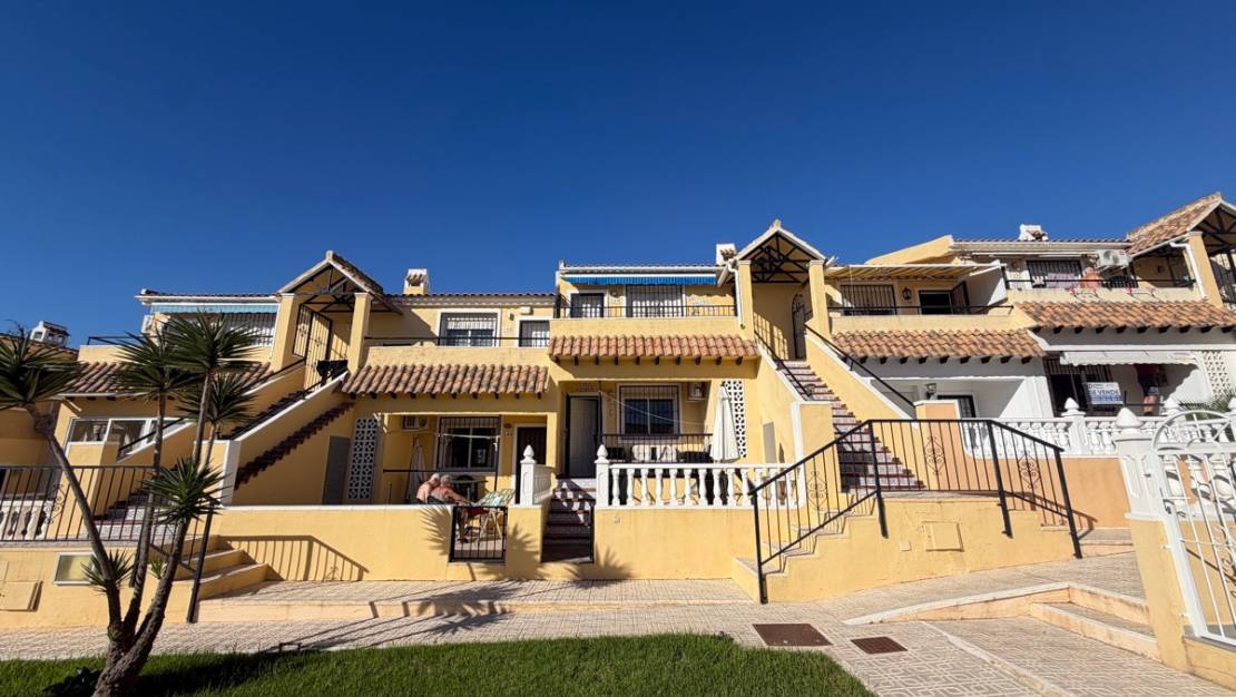 Sale - Apartment - Orihuela - Villamartin
