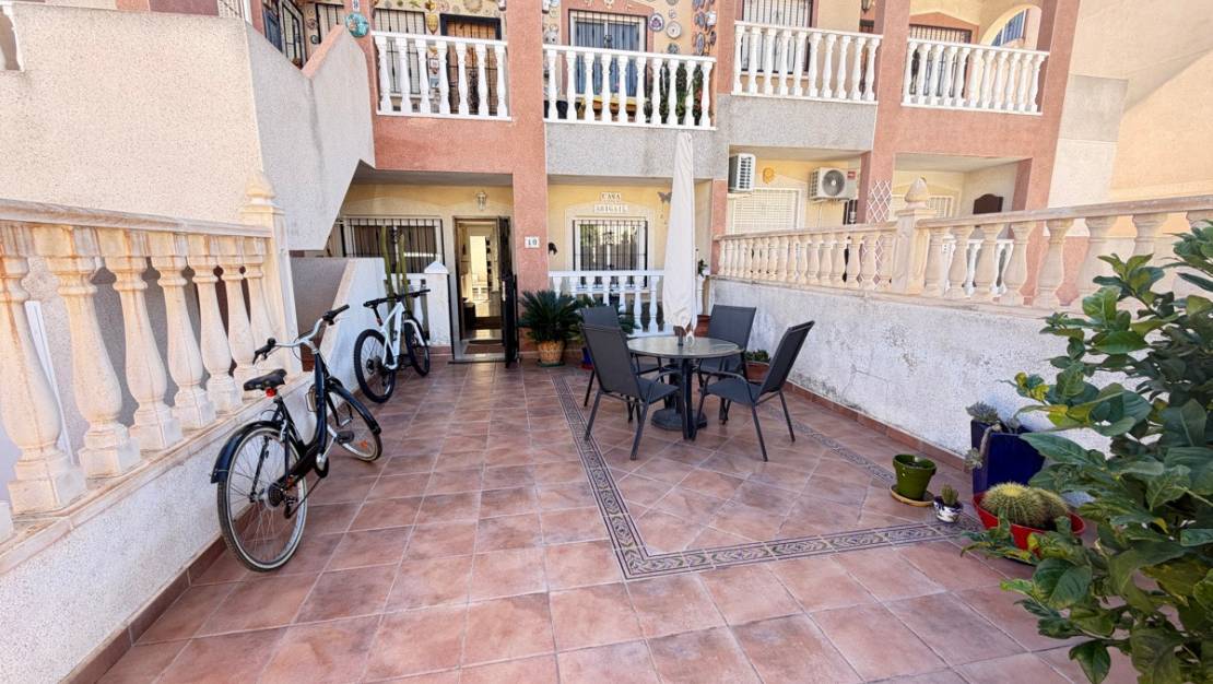 Sale - Apartment - Orihuela - Villamartin
