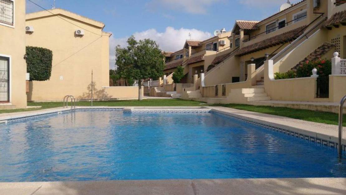 Sale - Apartment - Orihuela - Villamartin