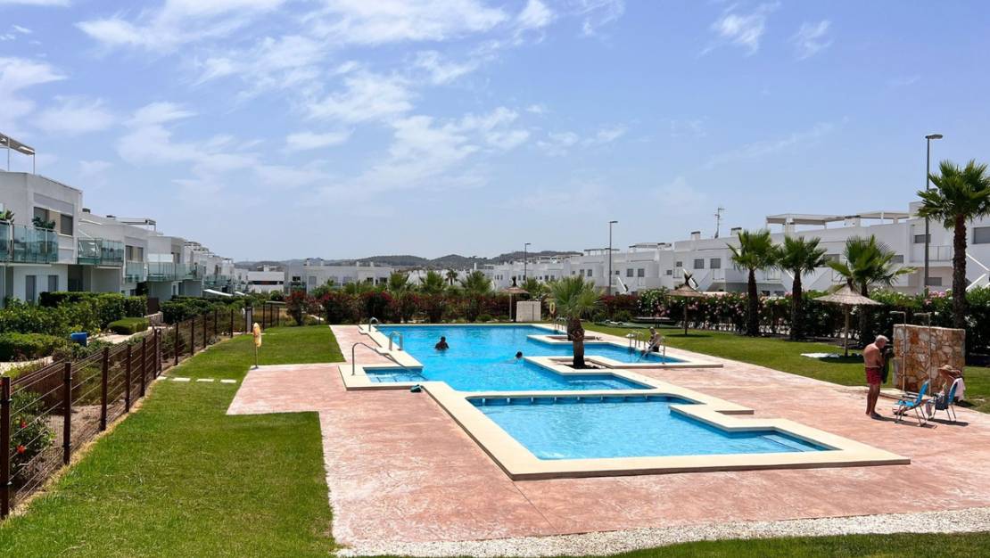 Sale - Apartment - Orihuela - Vista Bella Golf