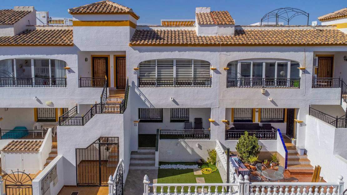 Sale - Apartment - Orihuela - Vistabella Golf