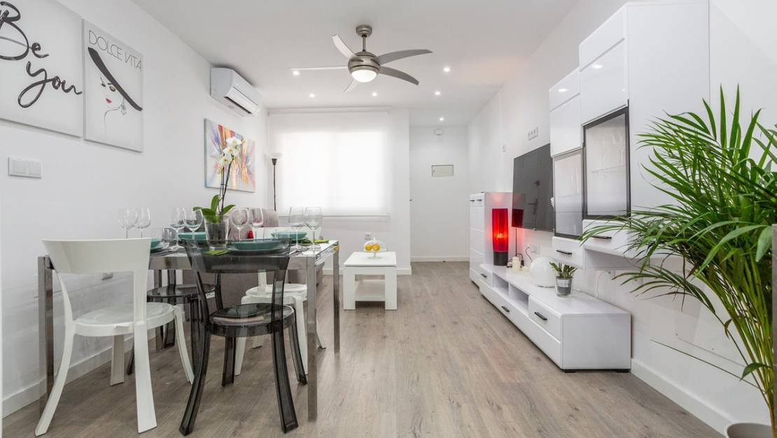 Sale - Apartment - Orihuela - Vistabella Golf