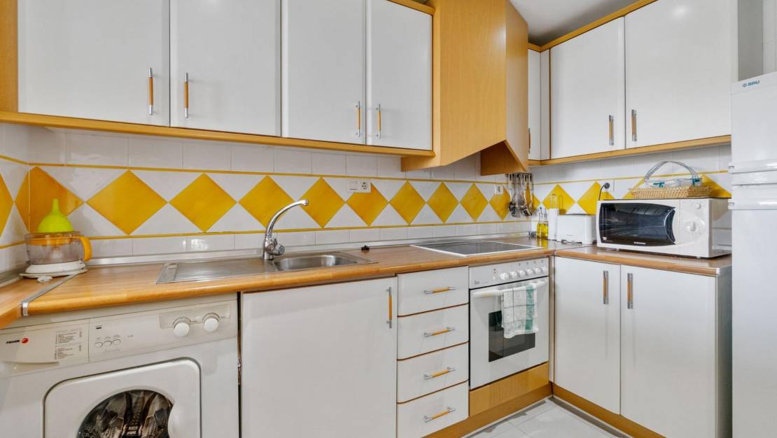 Sale - Apartment - Orihuela - Zona Centro