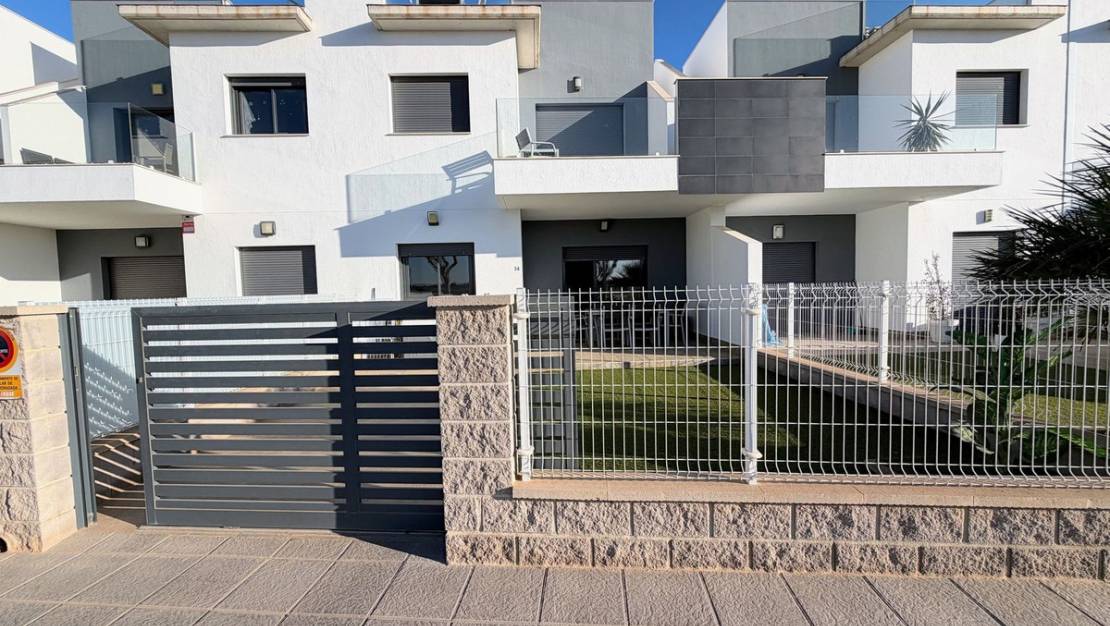 Sale - Apartment - Pilar de la Horadada - Pilar de la Horadada Centro