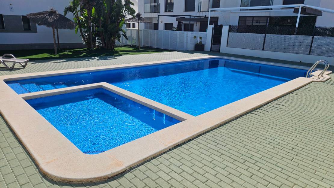 Sale - Apartment - Pilar de la Horadada - Pilar de la Horadada Centro