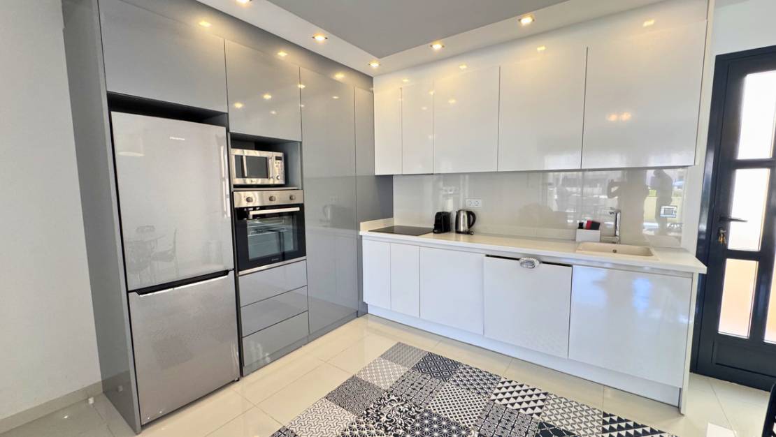 Sale - Apartment - Pilar de la Horadada - Pilar de la Horadada Centro