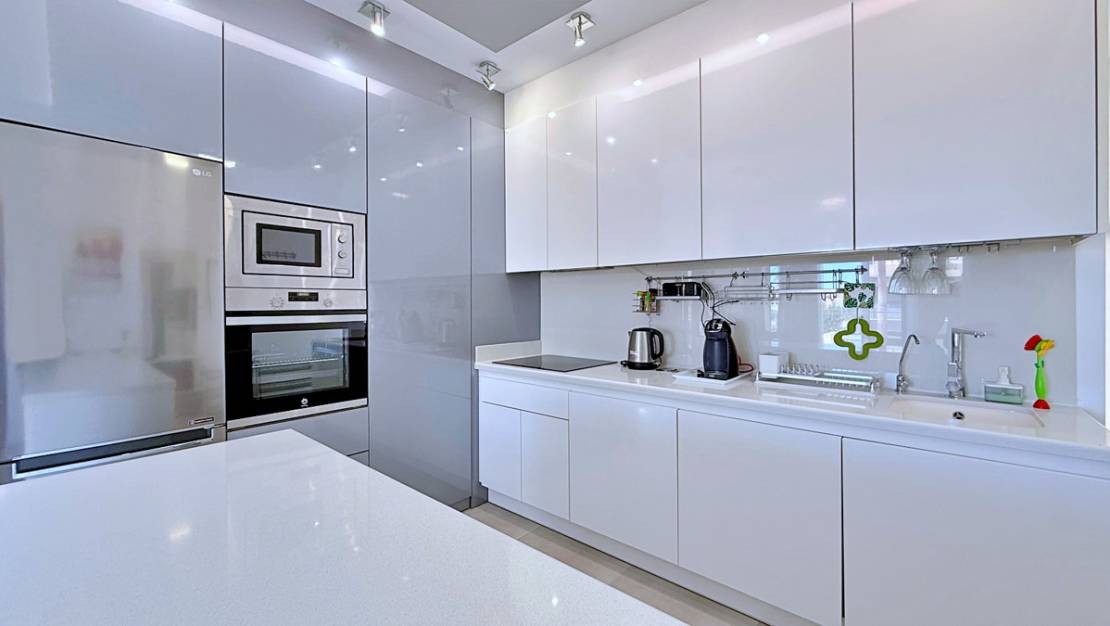 Sale - Apartment - Pilar de la Horadada - Torre de la Horadada
