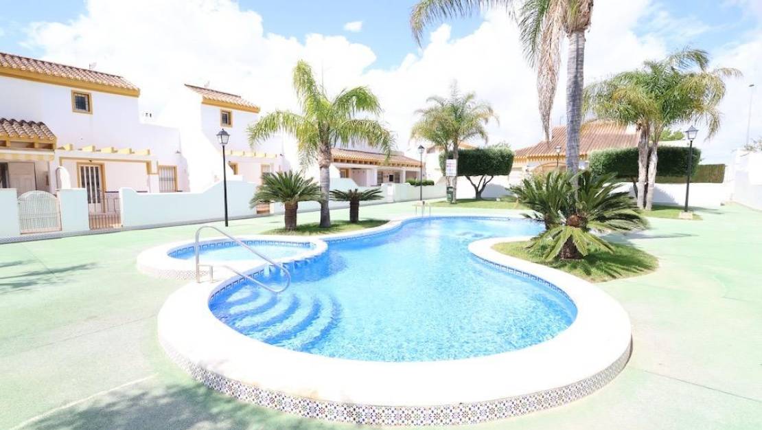 Sale - Apartment - Pilar de la Horadada - Torre de la Horadada