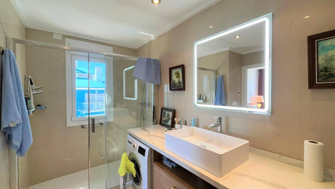 Sale - Apartment - San Javier - La Manga Del Mar Menor