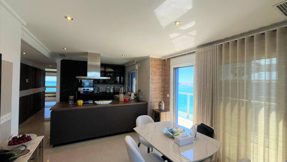Sale - Apartment - San Javier - La Manga Del Mar Menor