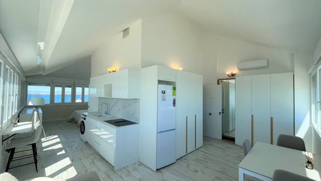 Sale - Apartment - San Javier - La Manga Del Mar Menor