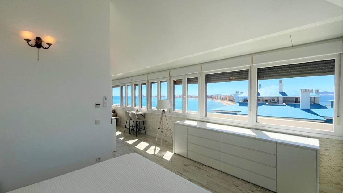 Sale - Apartment - San Javier - La Manga Del Mar Menor