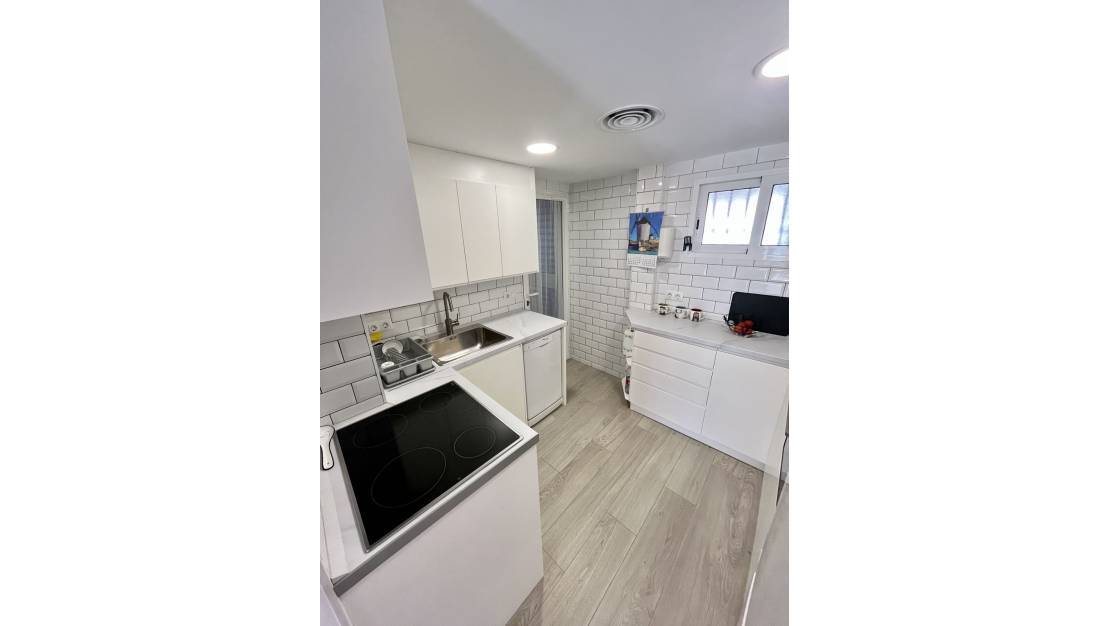 Sale - Apartment - San Juan de Alicante - Playa de San Juan