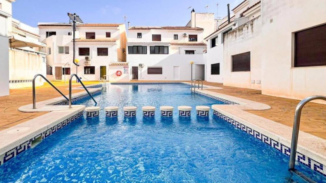 Sale - Apartment - San Miguel de Salinas - Pueblo