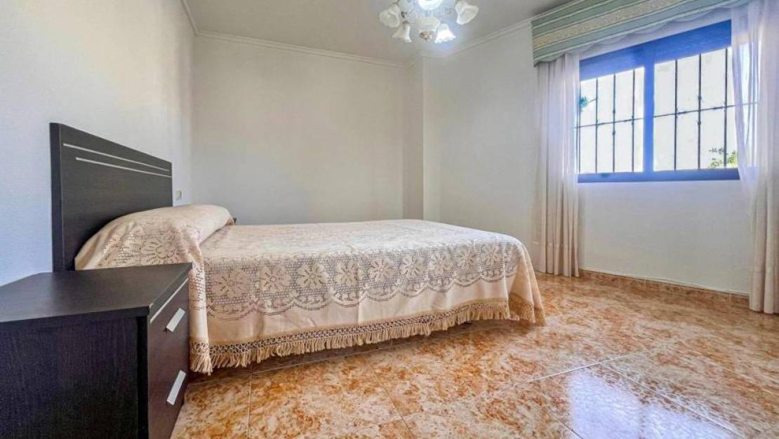 Sale - Apartment - San Miguel de Salinas - Pueblo