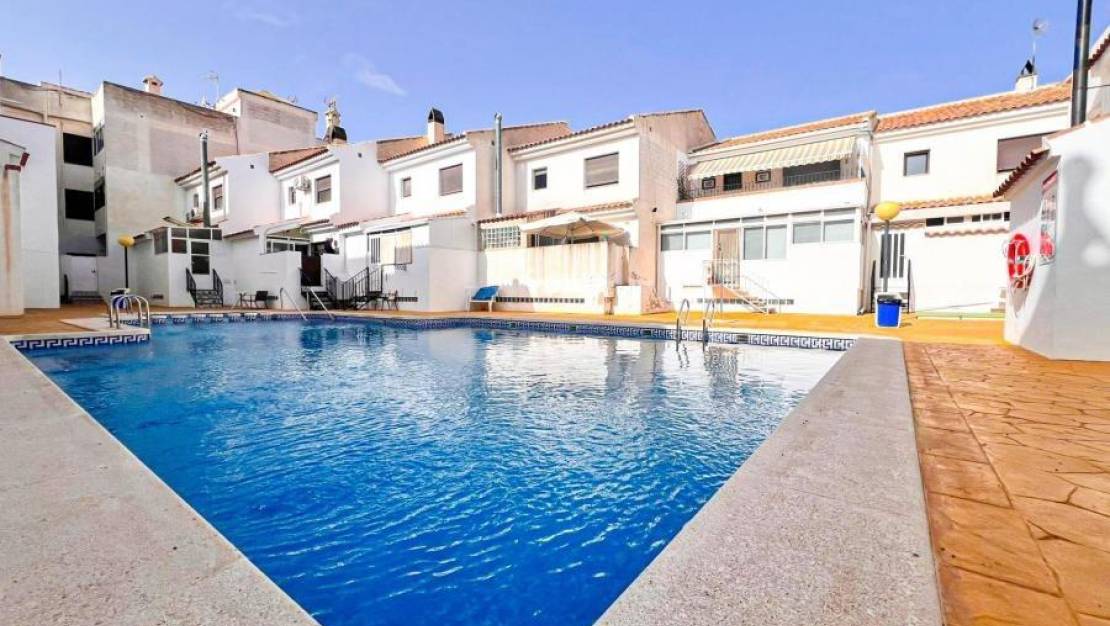 Sale - Apartment - San Miguel de Salinas - Pueblo