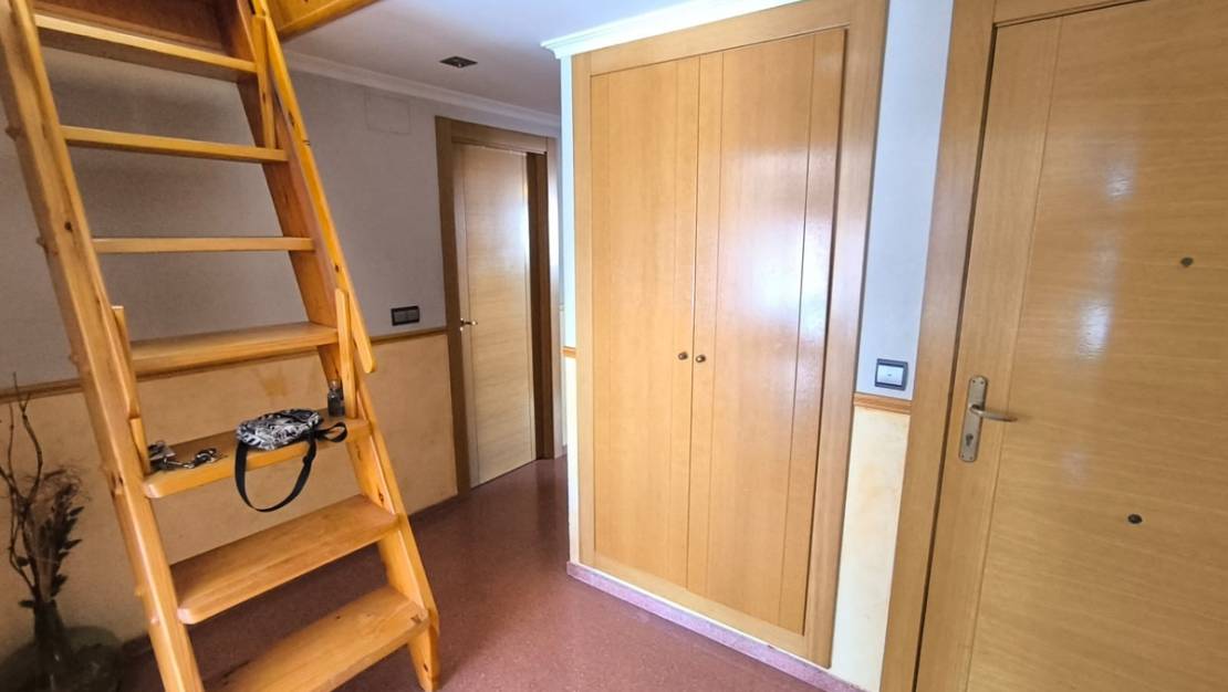 Sale - Apartment - Sax - Sax Centro