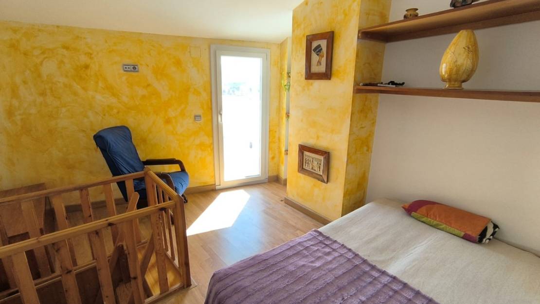 Sale - Apartment - Sax - Sax Centro