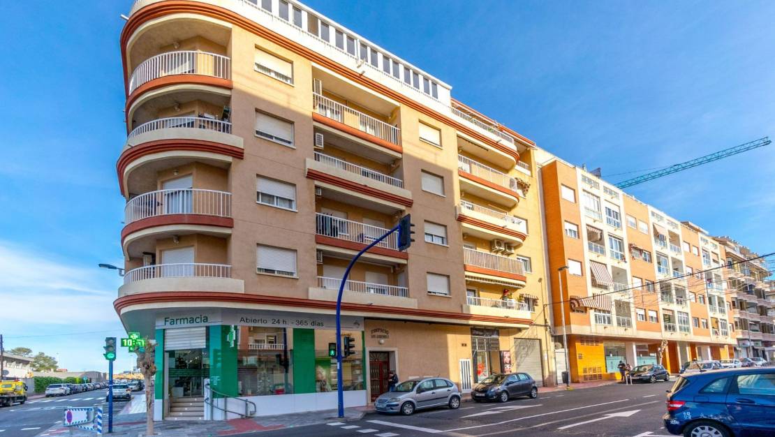 Sale - Apartment - Torrevieja - Acequion