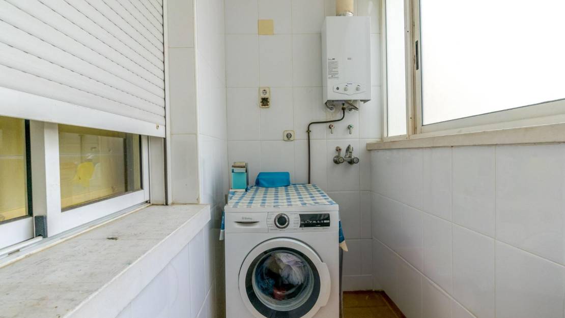 Sale - Apartment - Torrevieja - Acequion