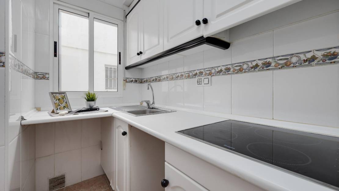 Sale - Apartment - Torrevieja - Acequion