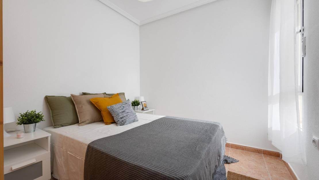 Sale - Apartment - Torrevieja - Acequion
