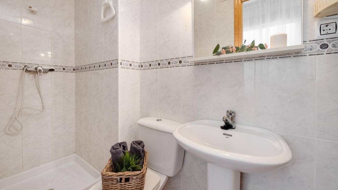 Sale - Apartment - Torrevieja - Acequion