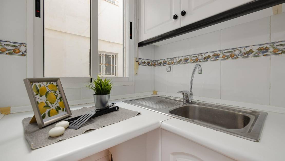 Sale - Apartment - Torrevieja - Acequion