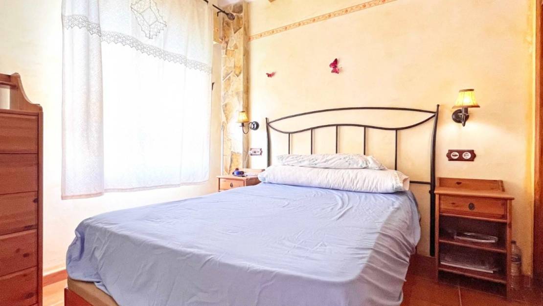 Sale - Apartment - Torrevieja - Acequion
