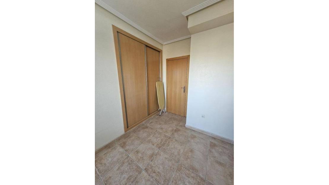 Sale - Apartment - Torrevieja - Acequion