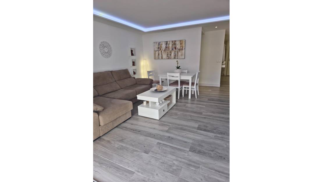 Sale - Apartment - Torrevieja - Acequion