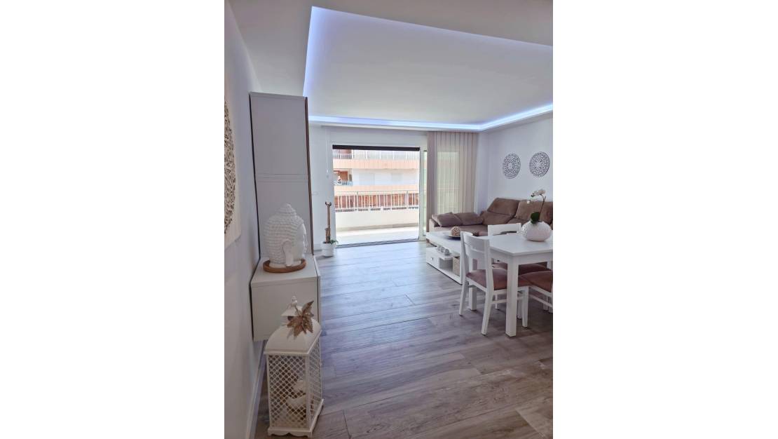 Sale - Apartment - Torrevieja - Acequion