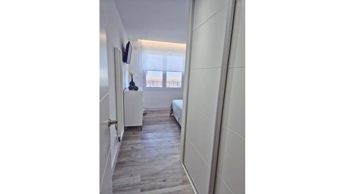 Sale - Apartment - Torrevieja - Acequion