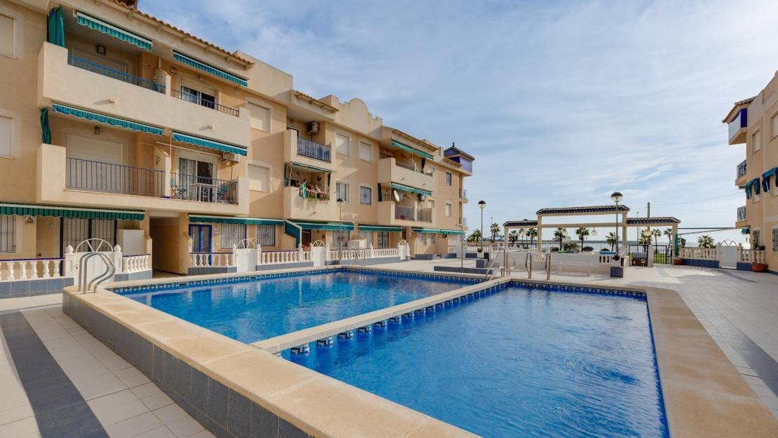 Sale - Apartment - Torrevieja - Acequion