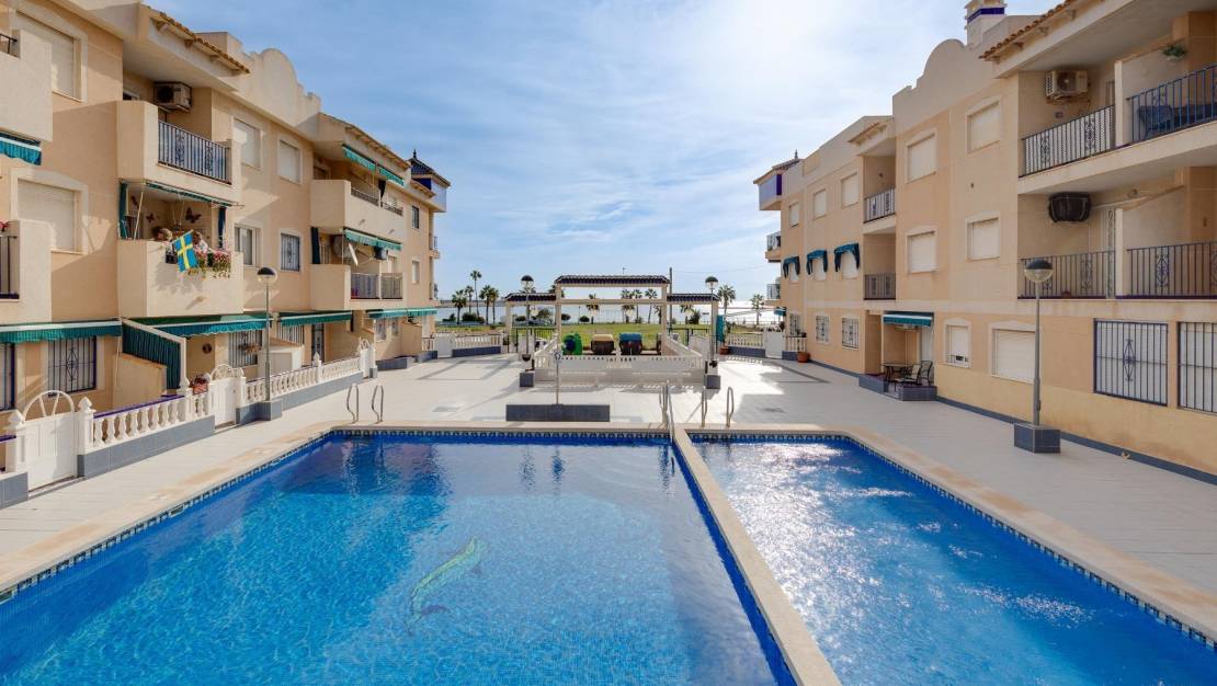 Sale - Apartment - Torrevieja - Acequion