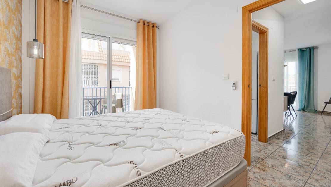 Sale - Apartment - Torrevieja - Acequion