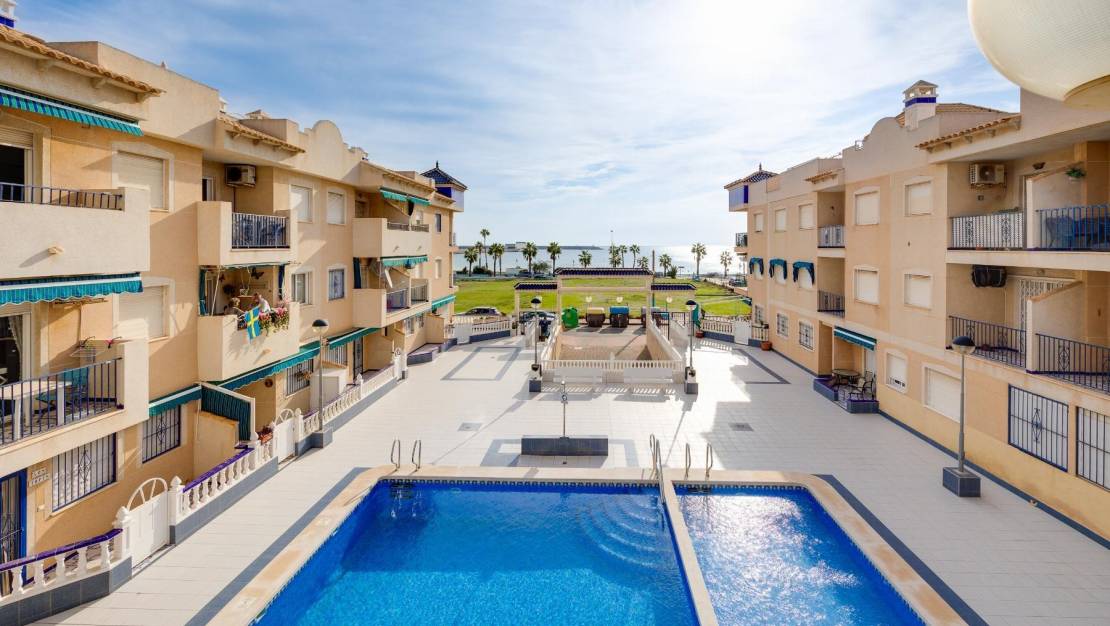 Sale - Apartment - Torrevieja - Acequion