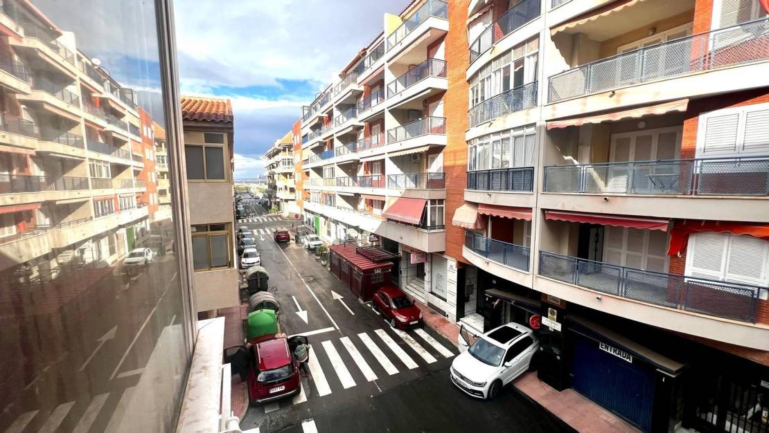 Sale - Apartment - Torrevieja - Acequion