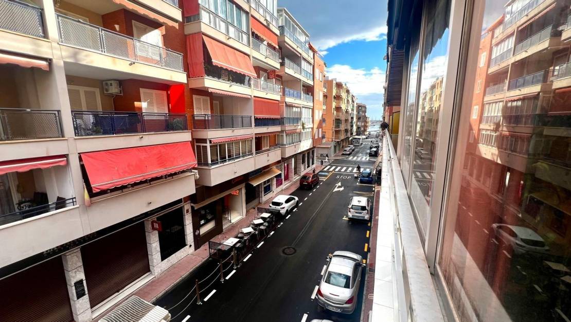 Sale - Apartment - Torrevieja - Acequion