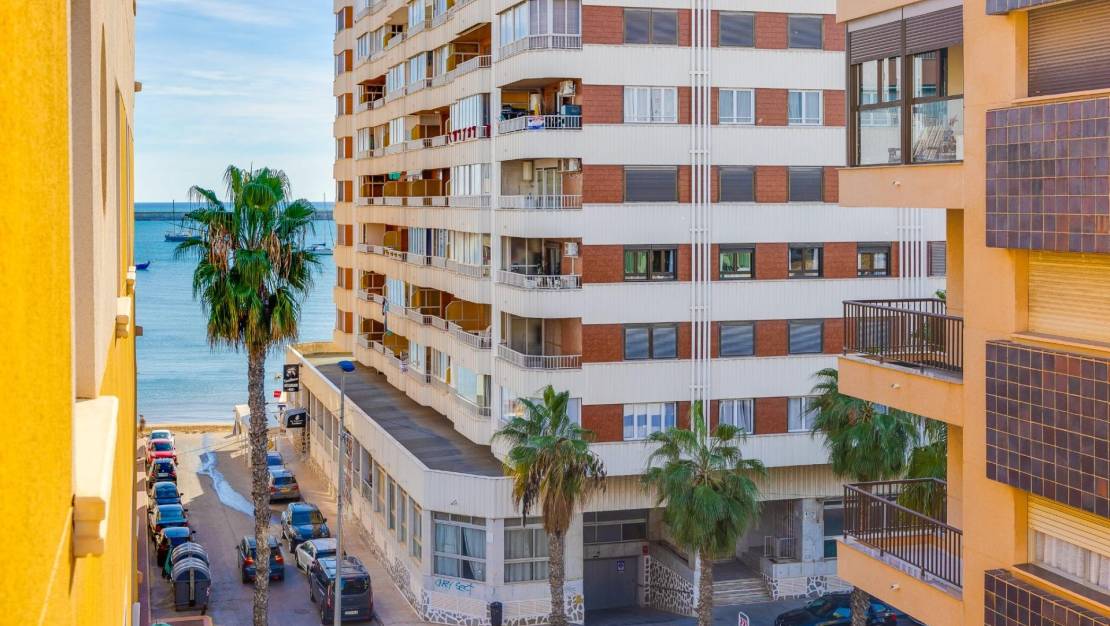 Sale - Apartment - Torrevieja - Acequion