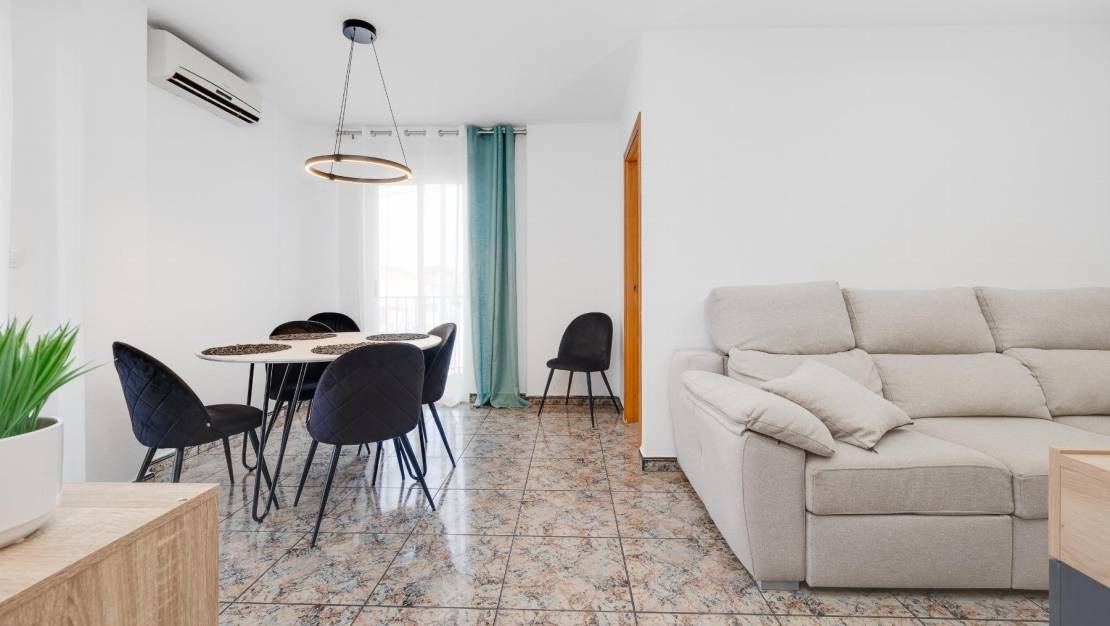 Sale - Apartment - Torrevieja - Acequion