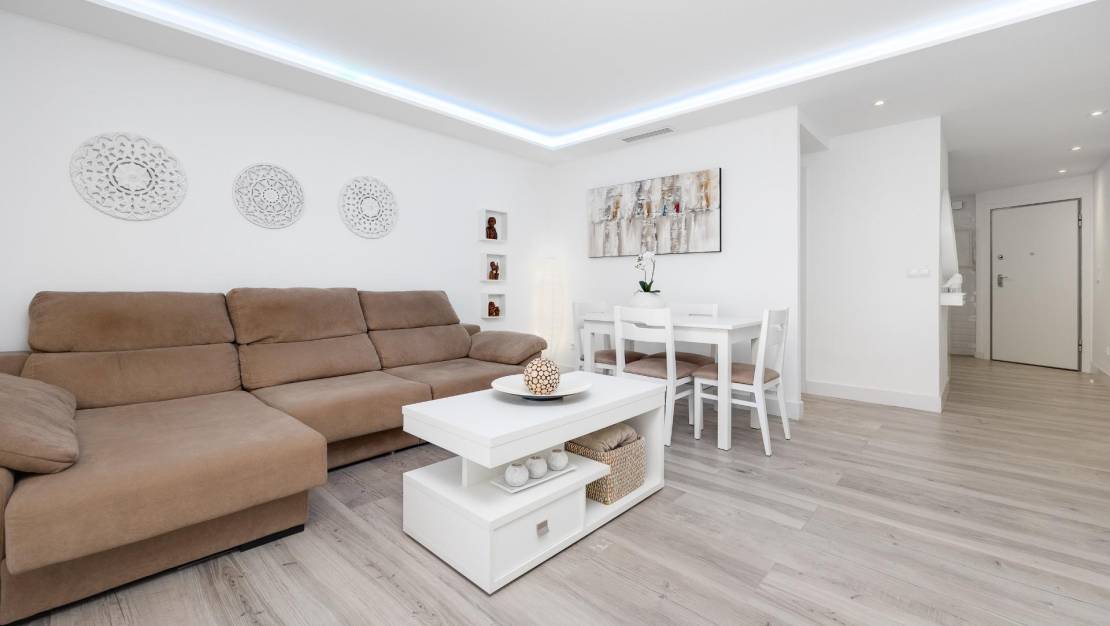 Sale - Apartment - Torrevieja - Acequion