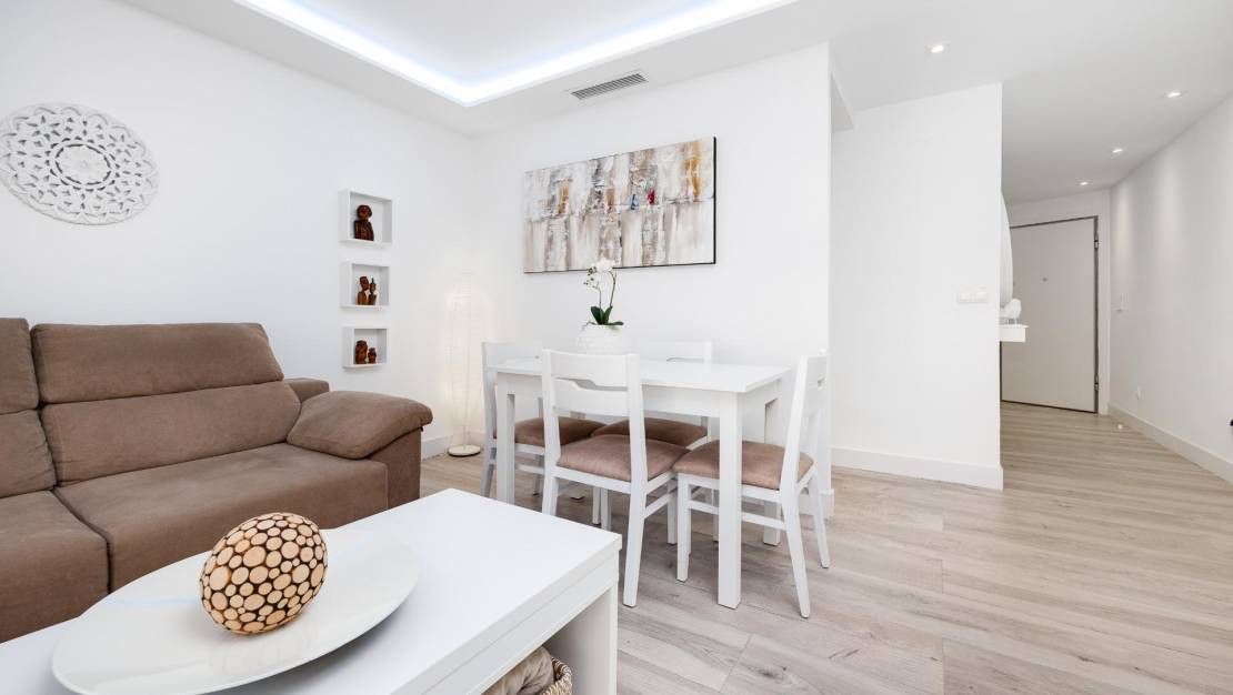 Sale - Apartment - Torrevieja - Acequion