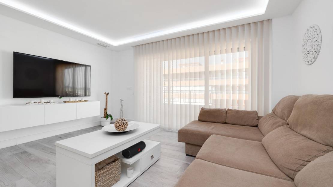 Sale - Apartment - Torrevieja - Acequion