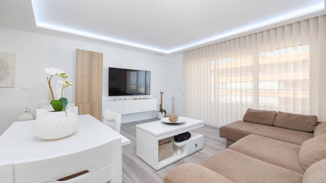 Sale - Apartment - Torrevieja - Acequion